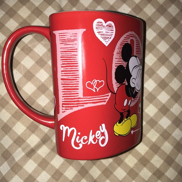 NWT Disney Minnie and Mickie Heart shaped mug - Picture 9 of 16
